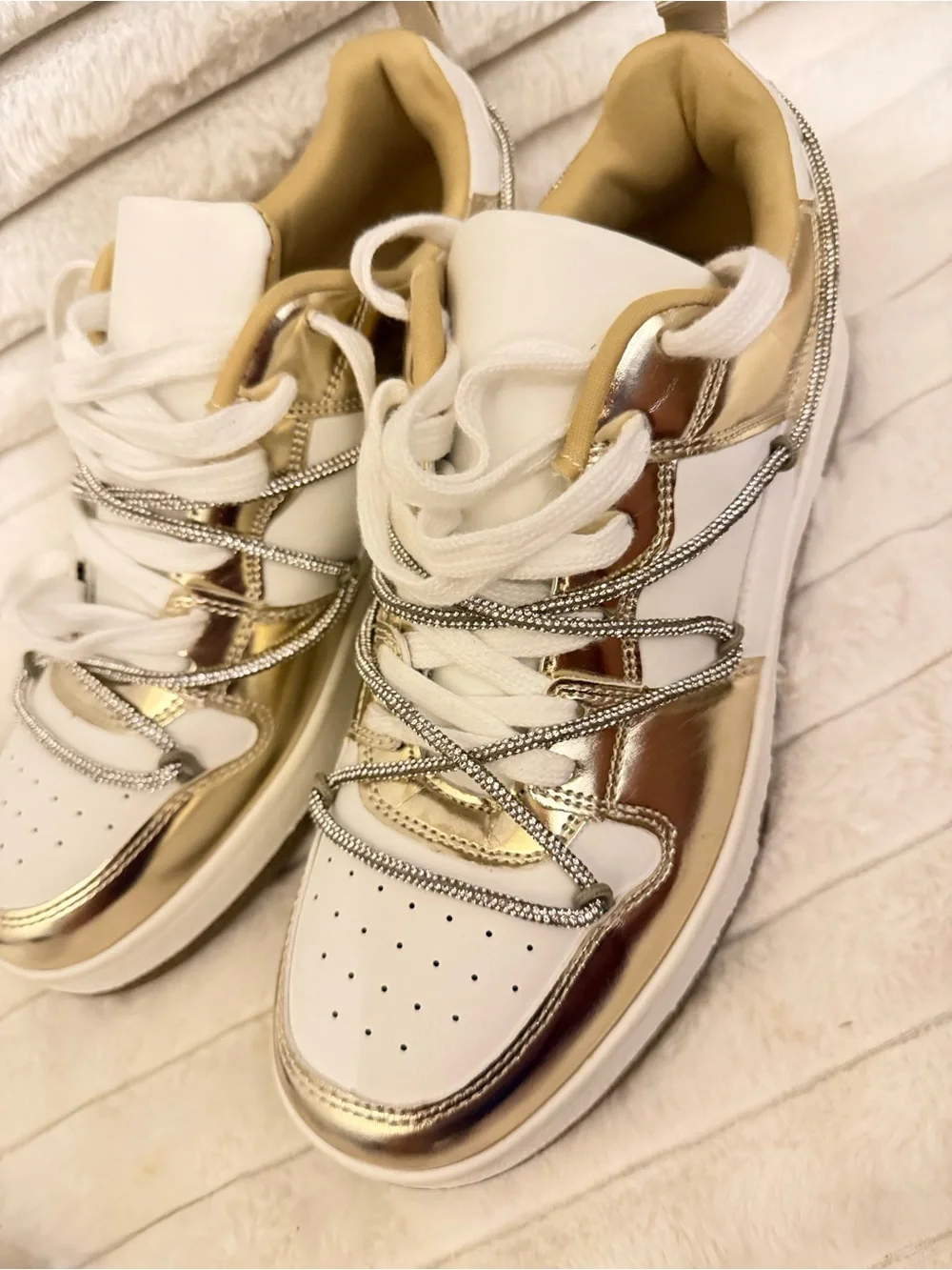 New York & Company White and Gold Women's Fashion Sneakers